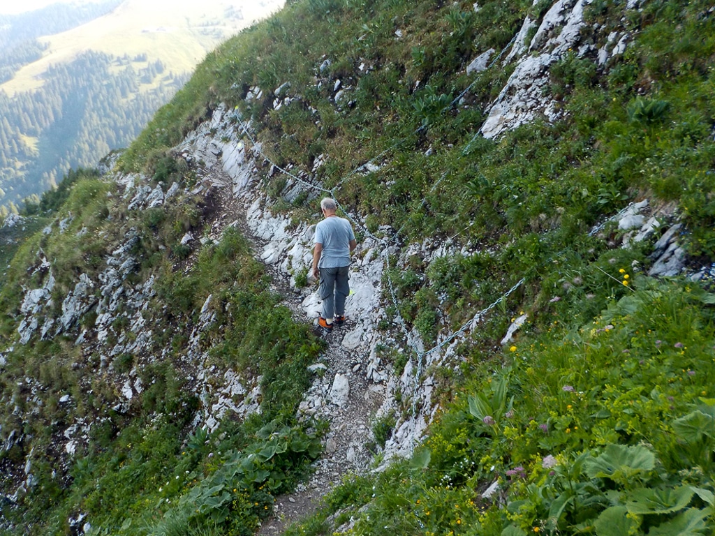 Vérification des chaînes au col de Rebollion